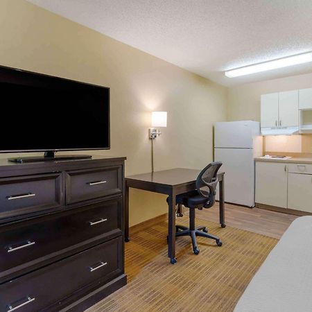 Extended Stay America Select Suites - Durham - University Екстер'єр фото