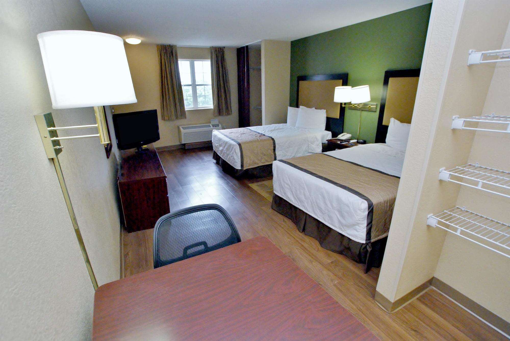 Extended Stay America Select Suites - Durham - University Екстер'єр фото